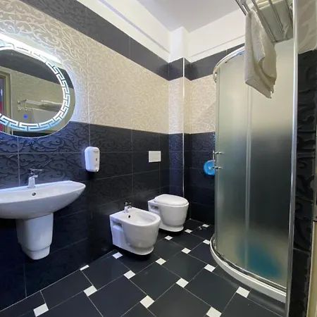 Pilo Lala Hotel Lushnjë